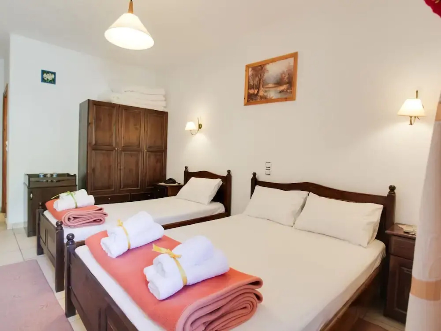 Elegant Holiday Home in Stournareika With Balcony