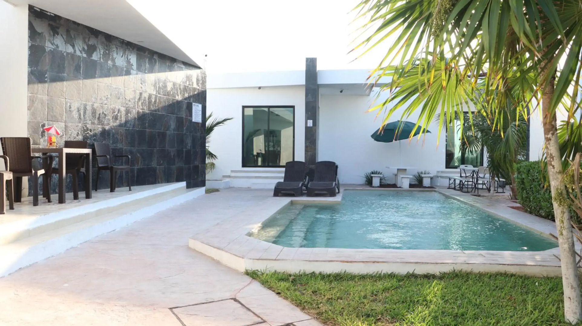 Villas Miland - San Benito Beach