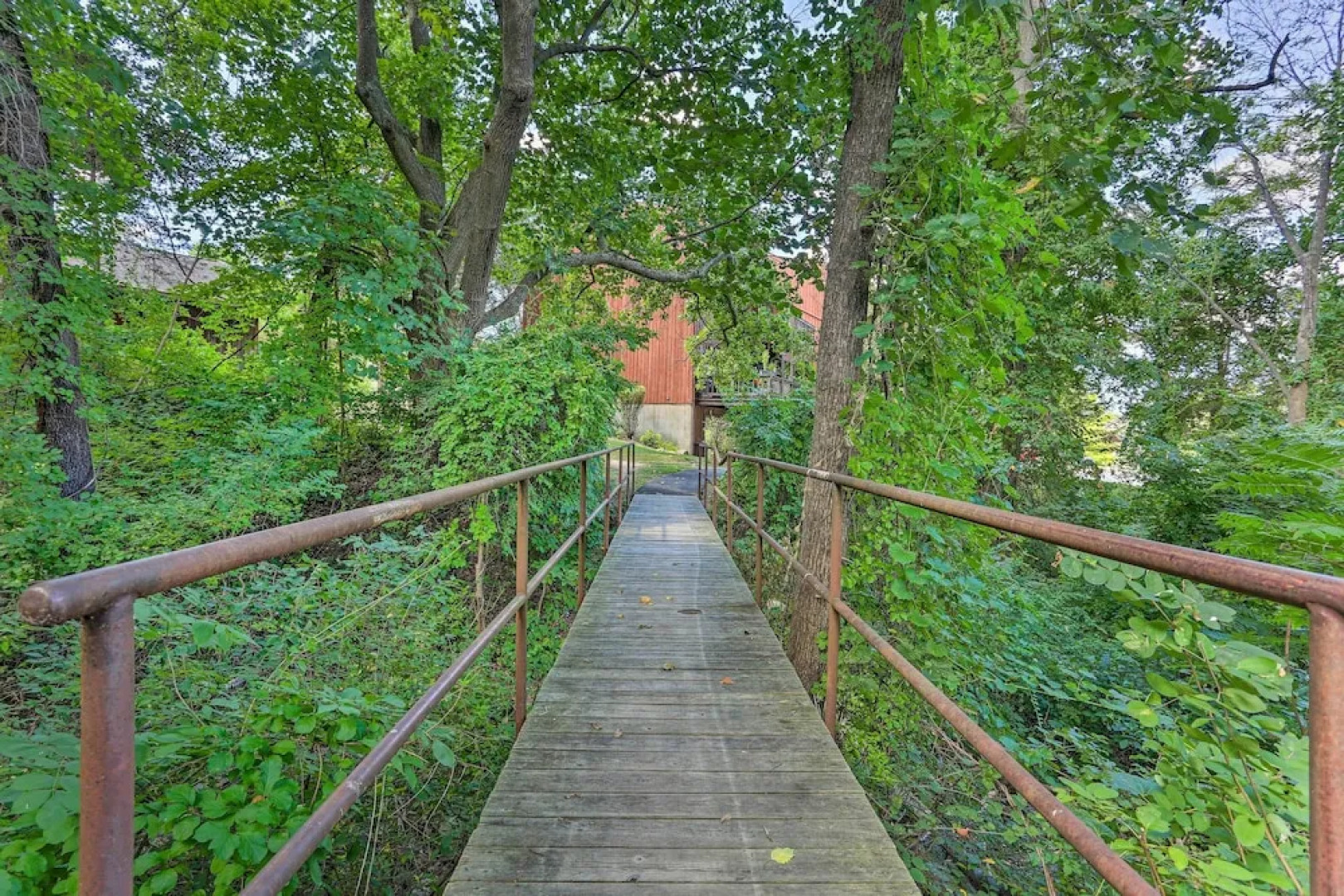 Gorgeous Vernon Township Condo w/ Balcony!