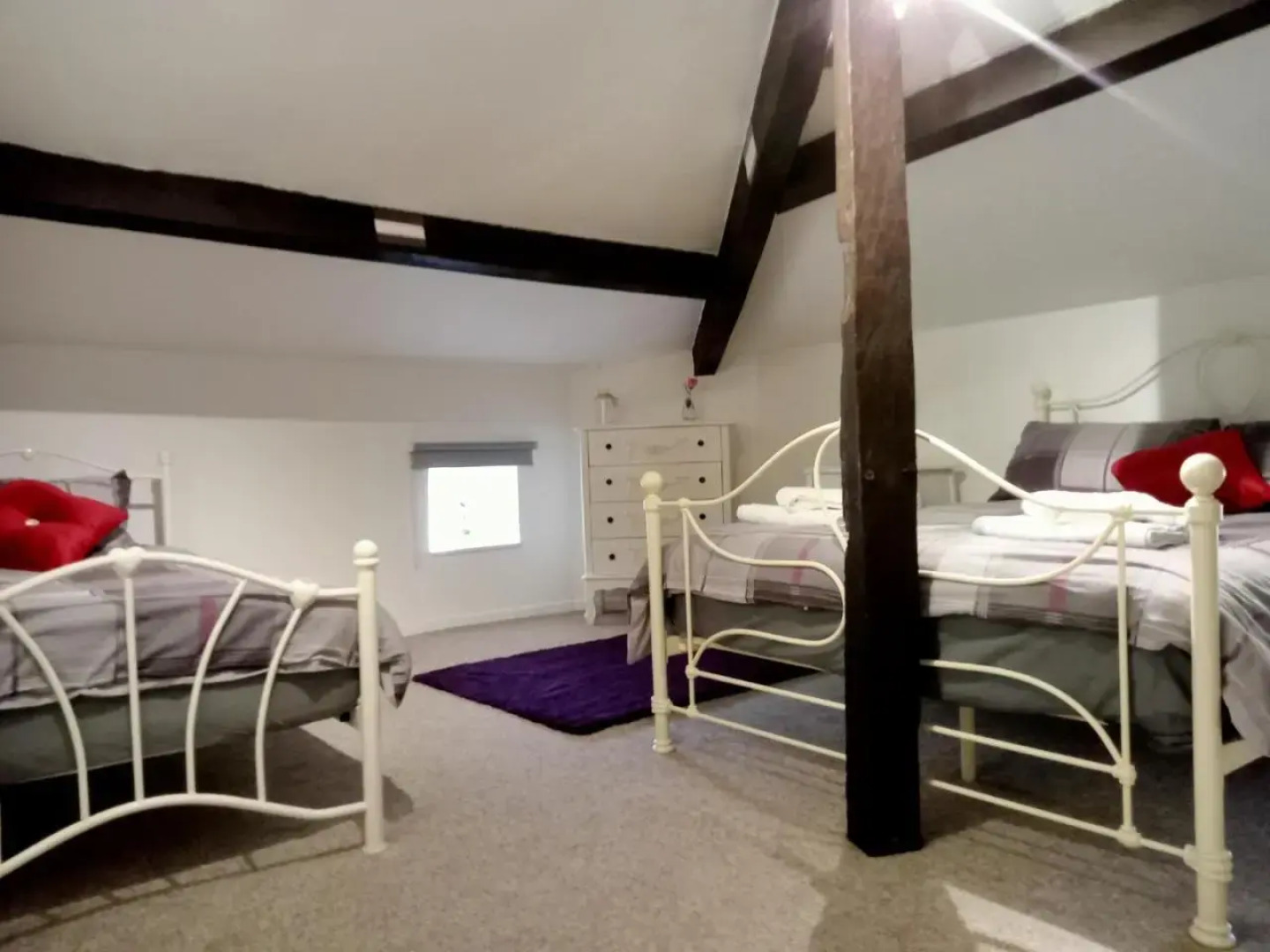 The Two Vines 2 Bed House in Chez Ravard