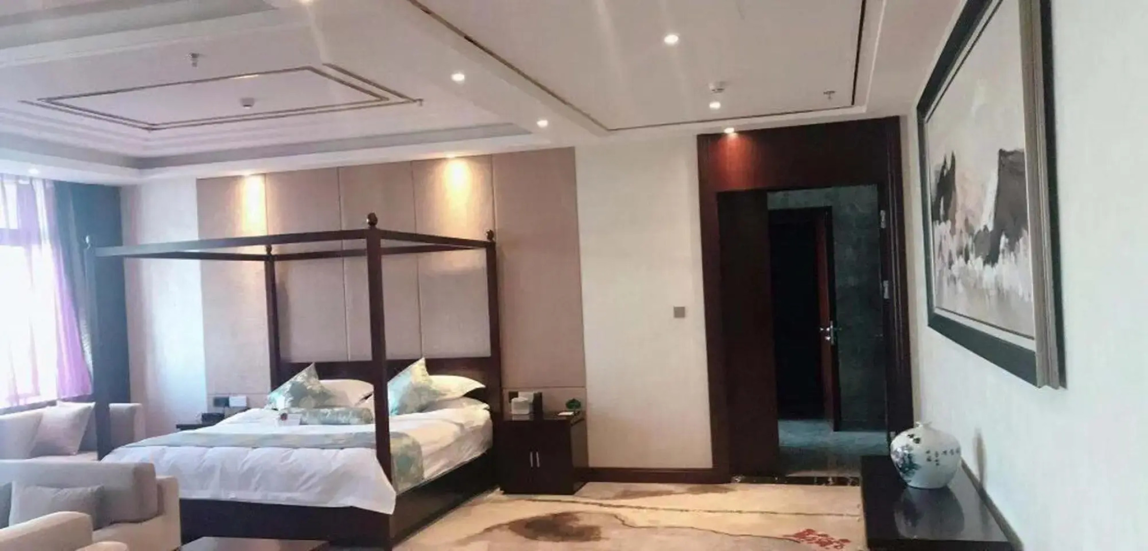 Jiuzhou International Hotel