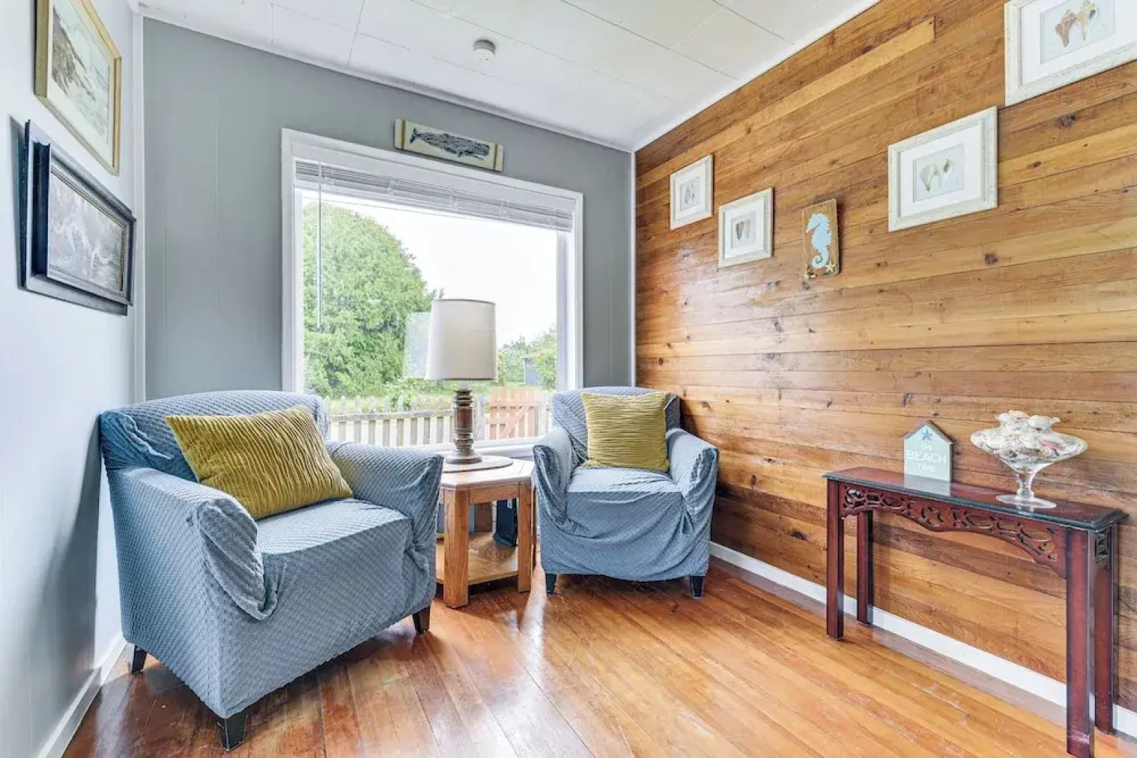 Walk to Beach: Charming Home - 3 Mi to Seabrook