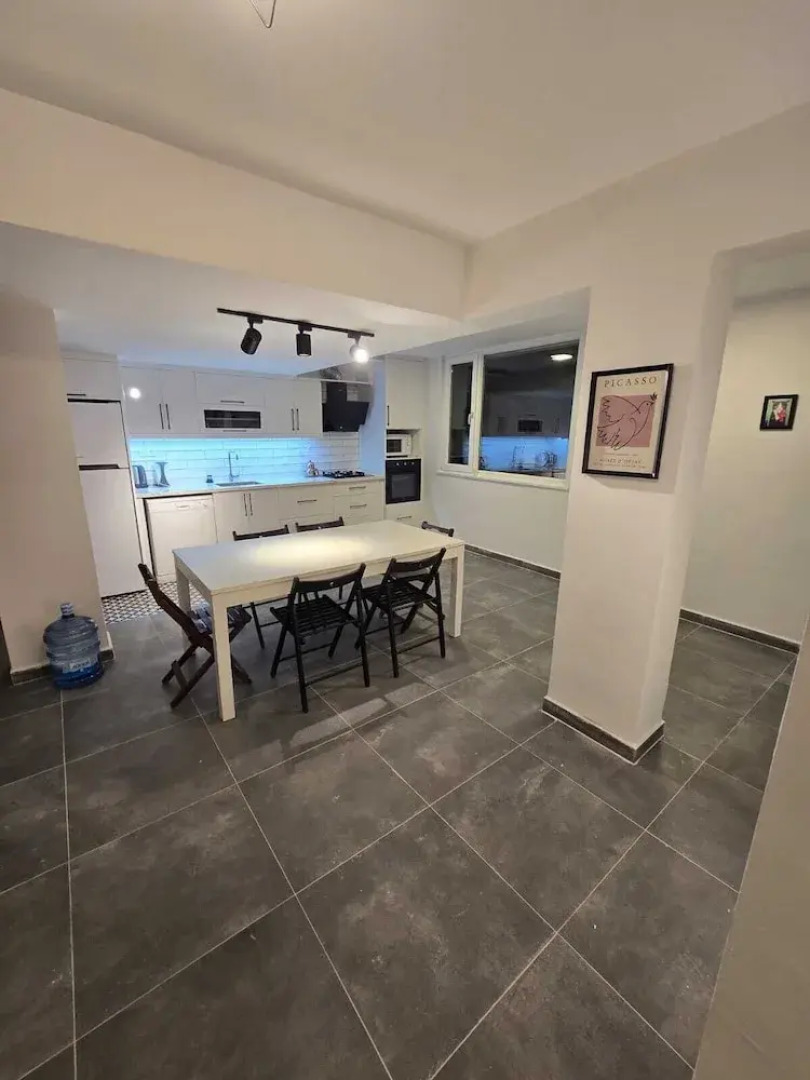 VILLA OLINDA 4 BED with huge garden