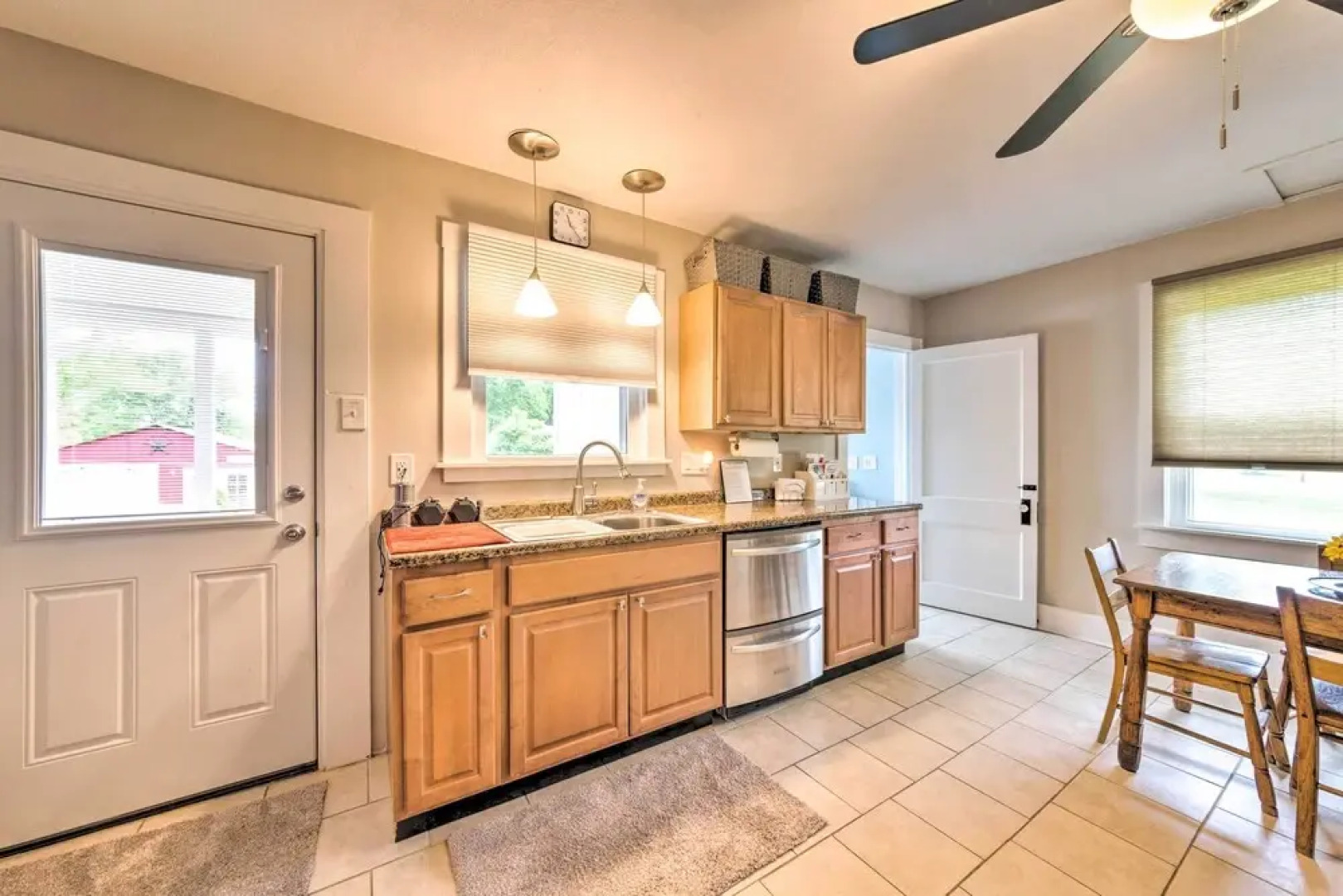 'lucky Dawg' Pet-friendly Abode Near St Louis!