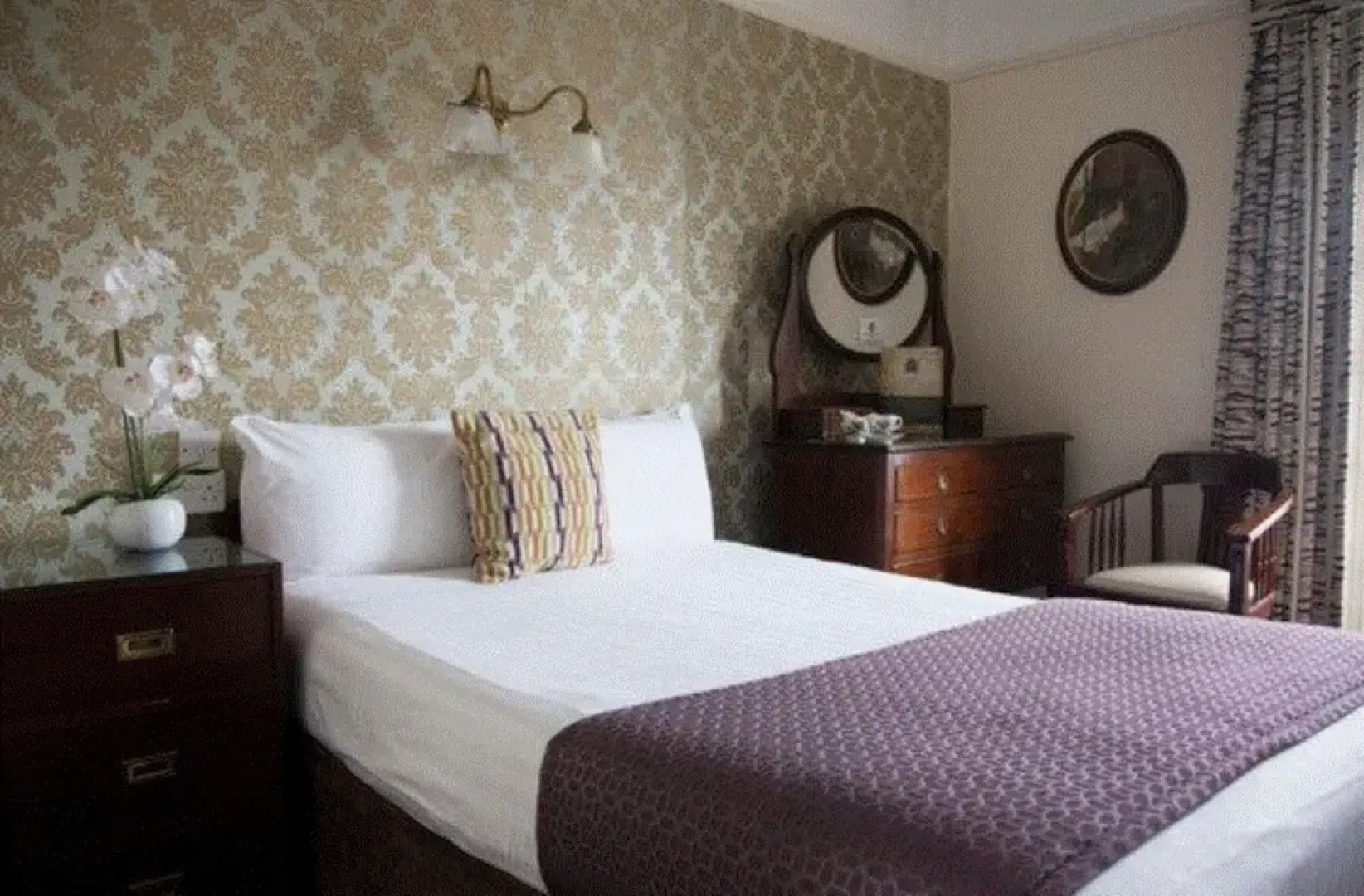 The Club House Hotel