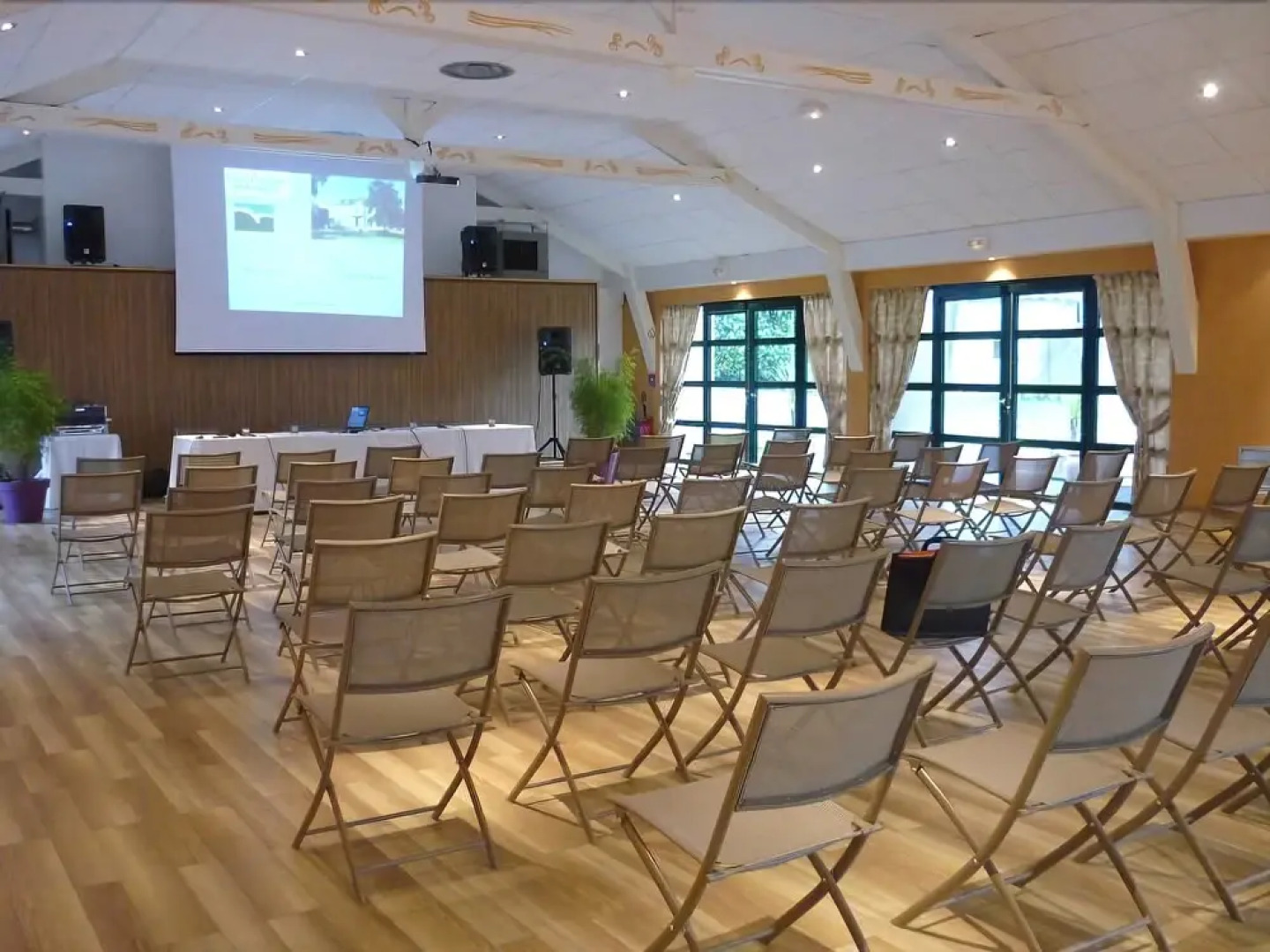 Chateau De Beaussais