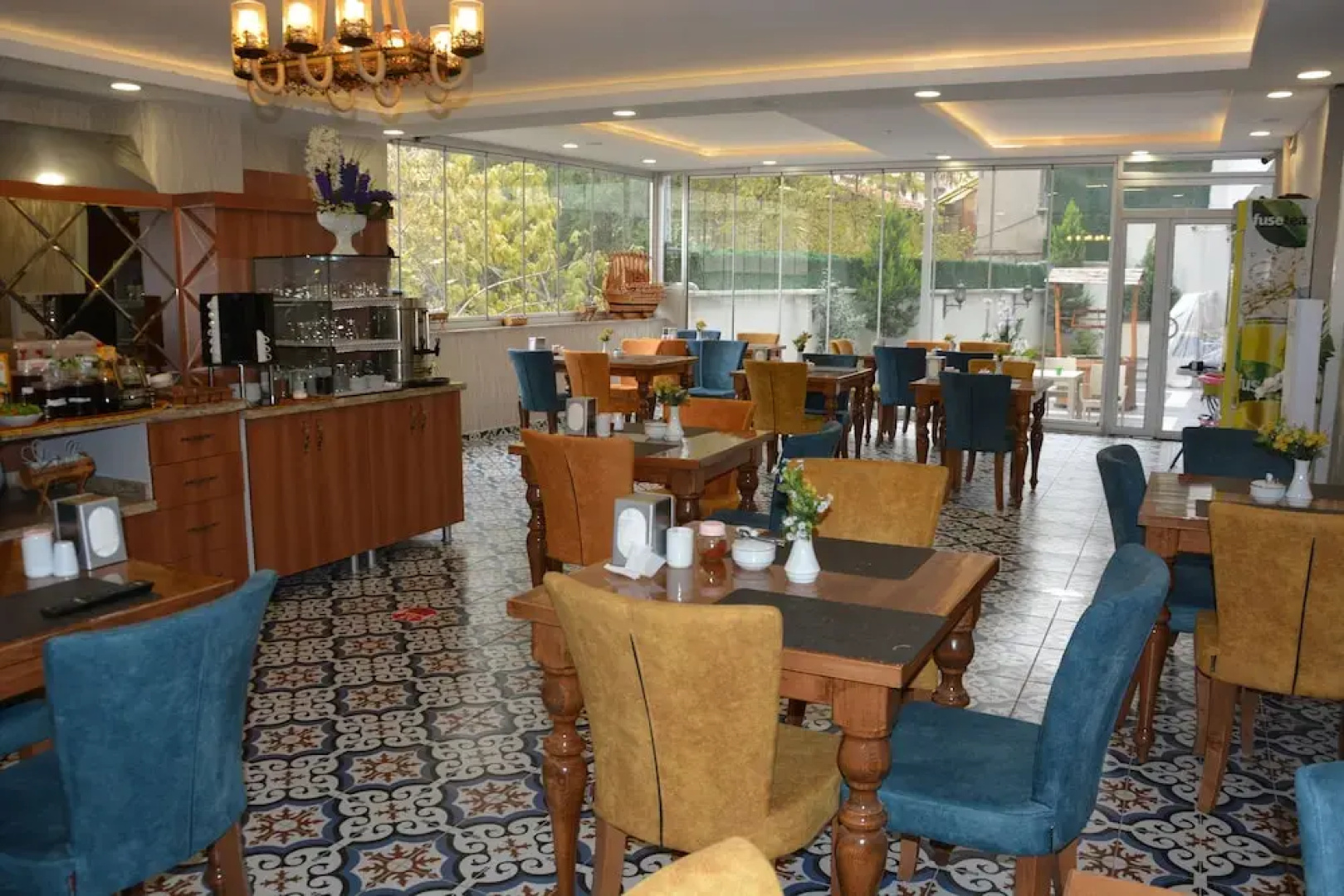 Ada Hotel