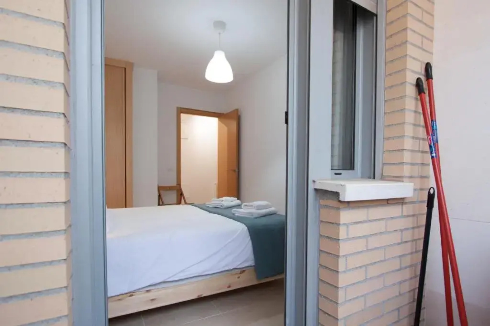 Esguil, apartamento con piscina, a 3 km de la playa