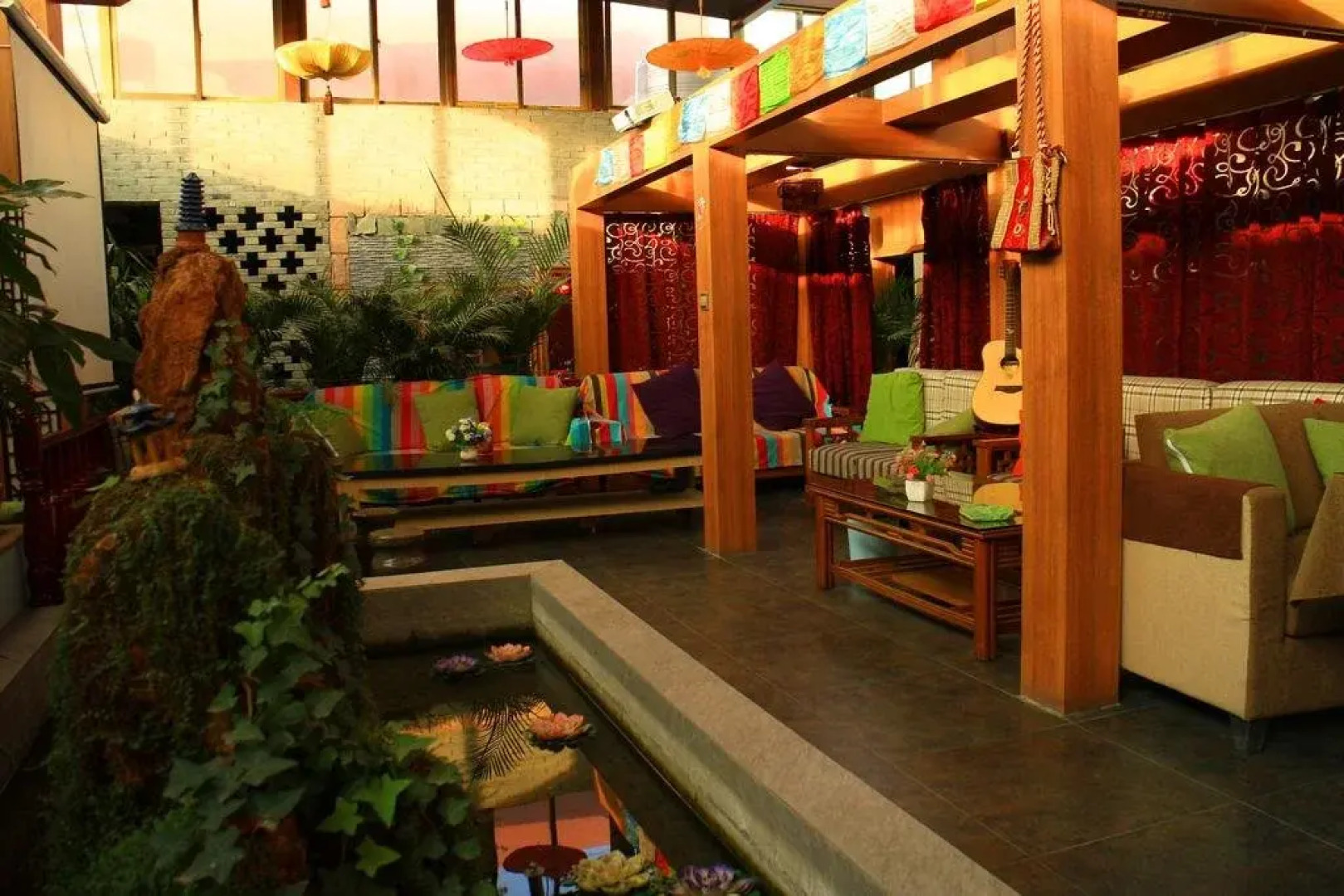 Lanzhou Up in the Wing Youth Hostel