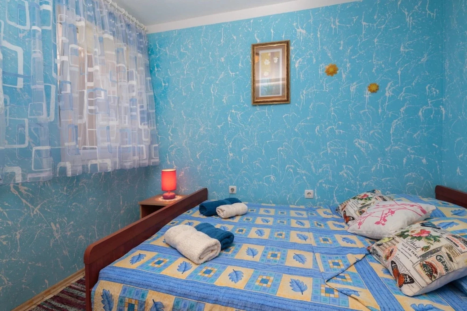 A4 - Modern apt w. Terrace, 3 min Walk to Beach