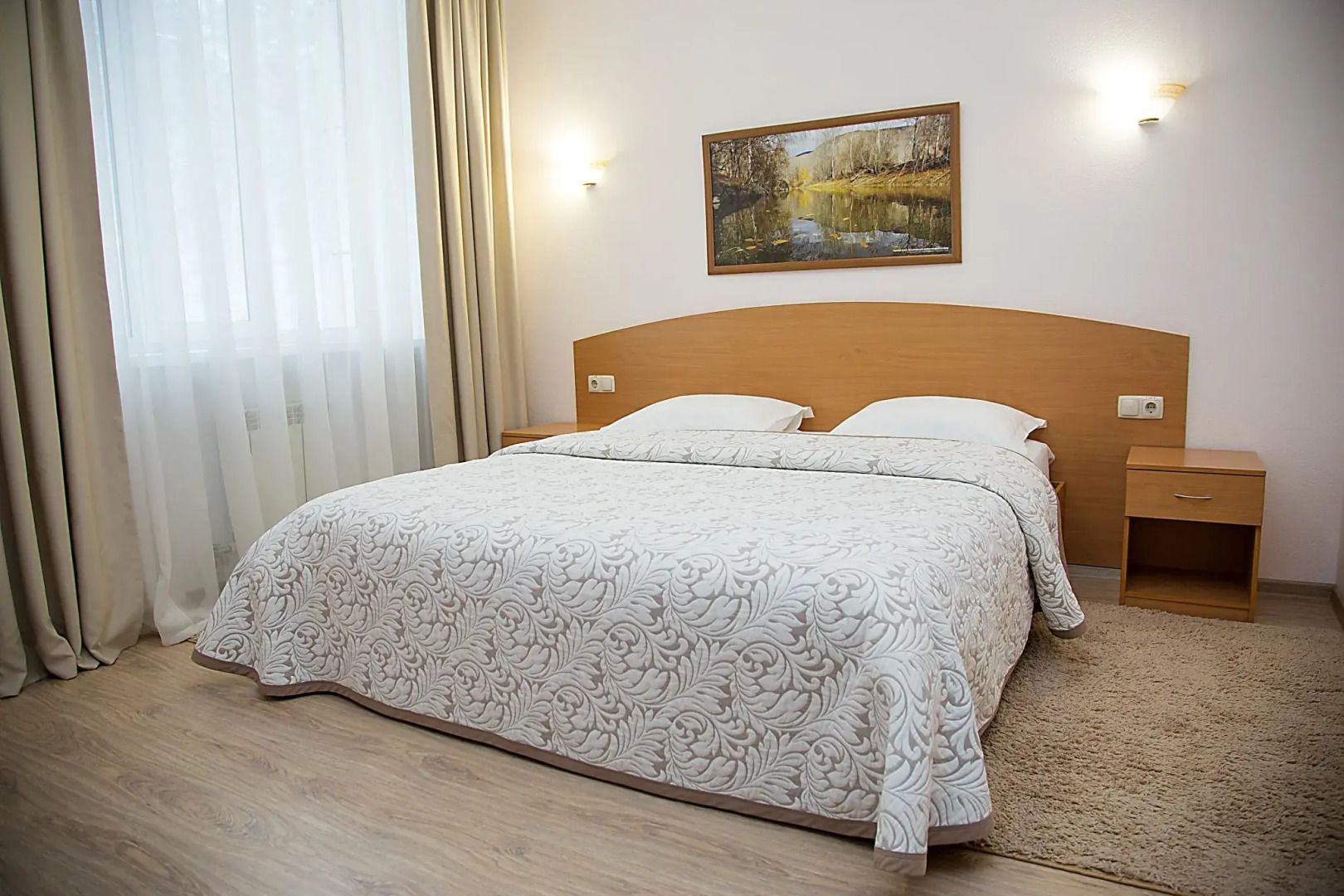 Отель Белокур