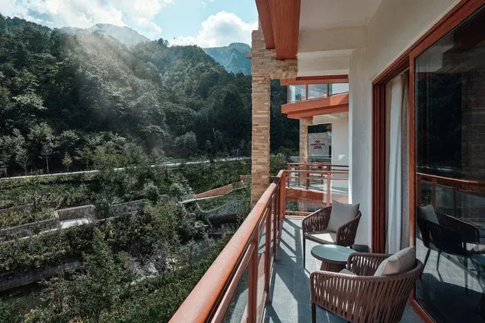 Crowne Plaza Shennongjia