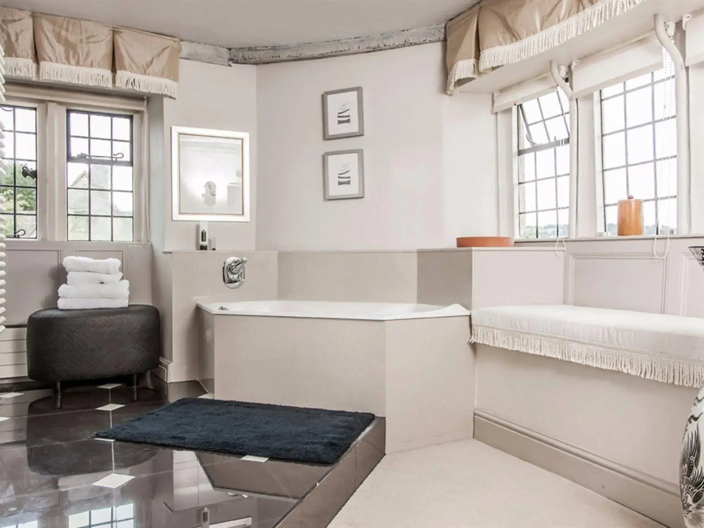 Court House Manor Luxury B&B