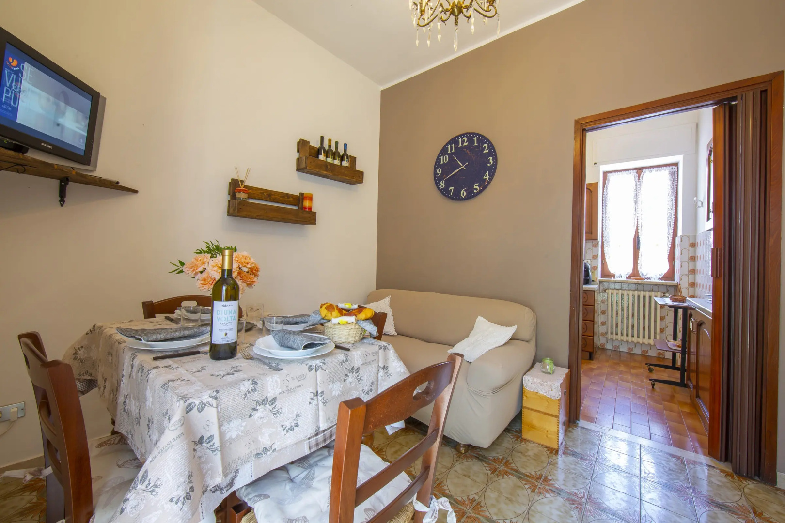 Glicine among vineyard