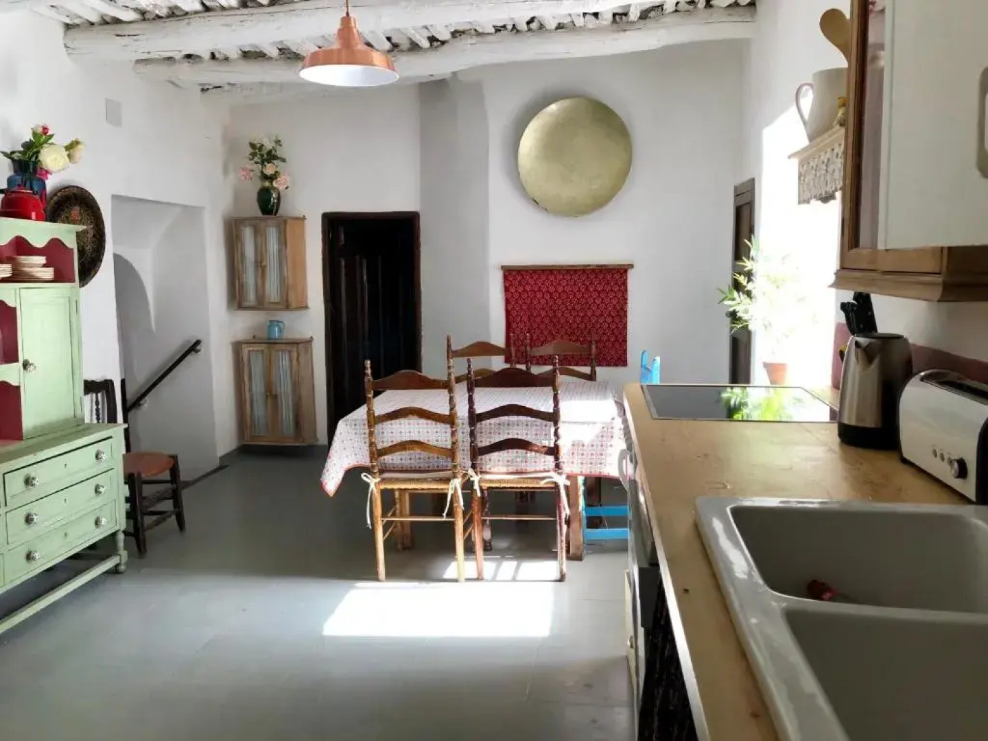 Spectacular view, authentic house, exquisite area.