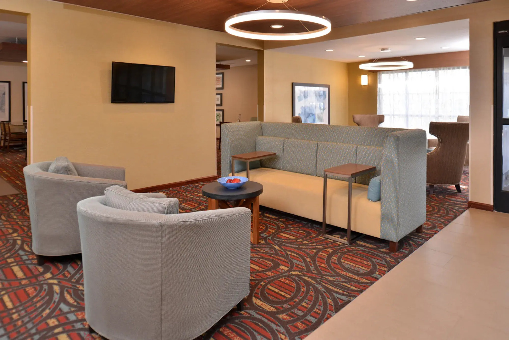Holiday Inn Express & Suites Lonoke by IHG
