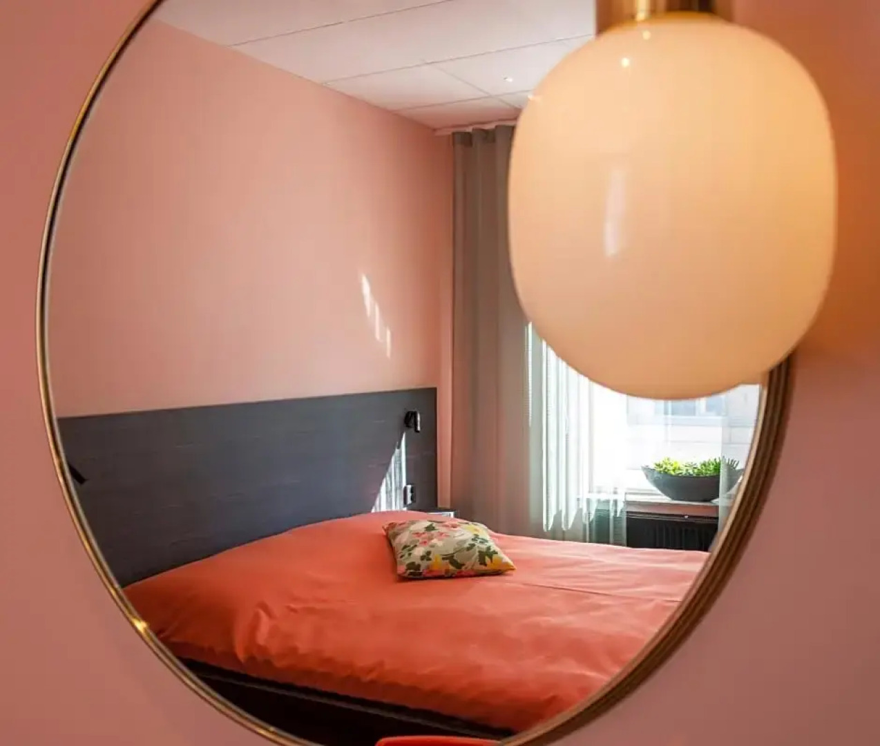 Staykvick Boutique Hostel