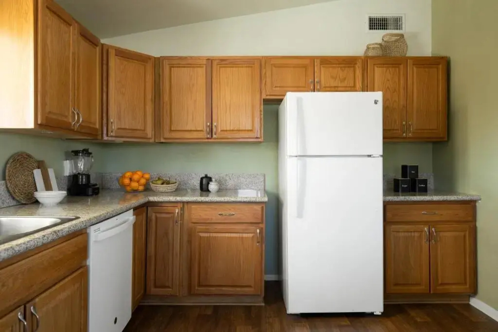 Lovegrass by Avantstay Desert Haven w/ Stunning Patio w/ Ping Pong!