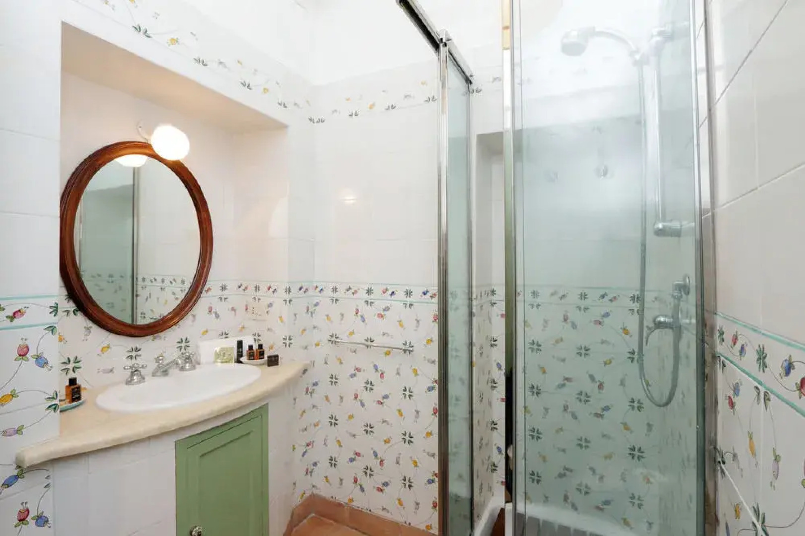 Pimpinnacolo Gardens - My Extra Home