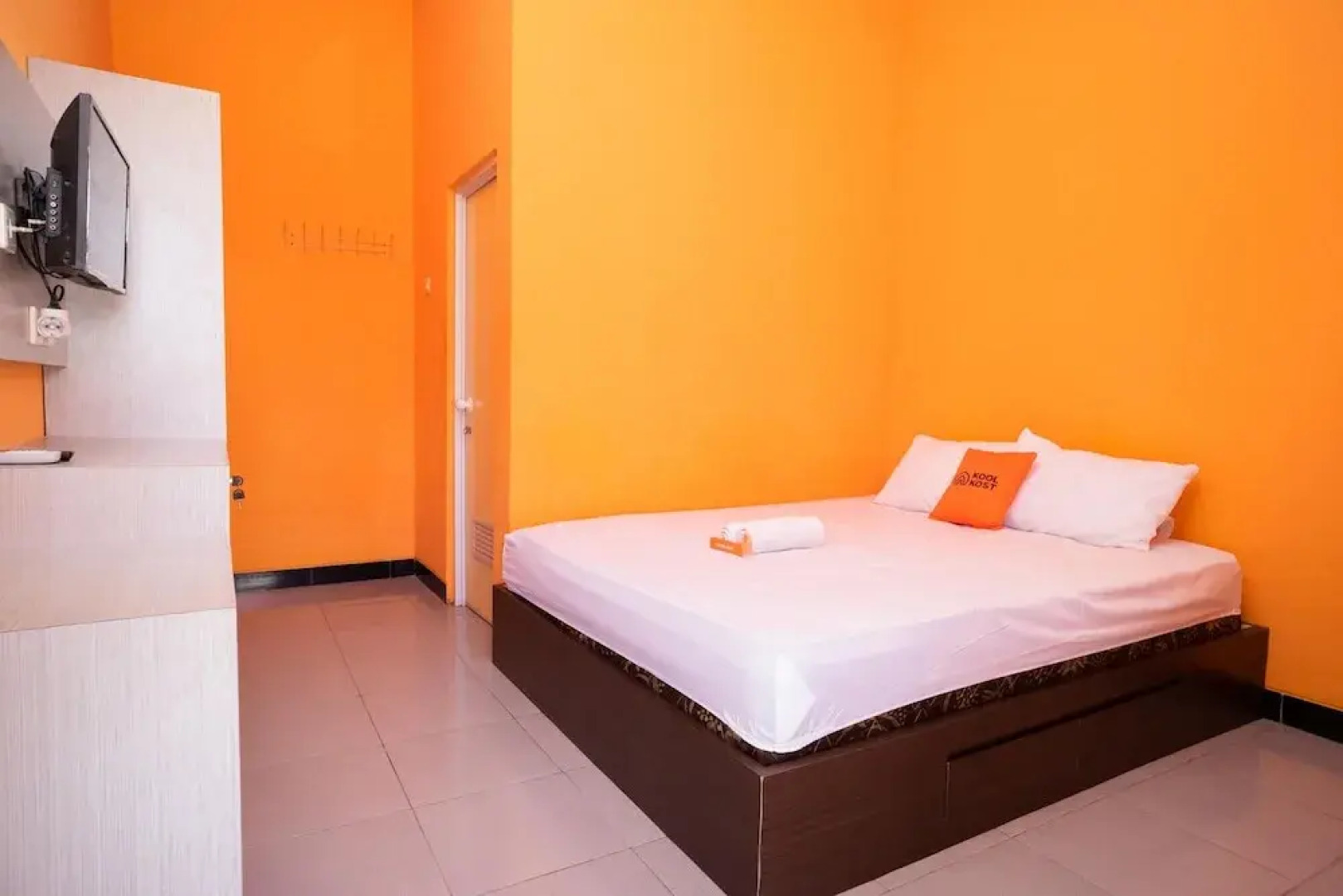 Sitiinggil Guesthouse by RedDoorz