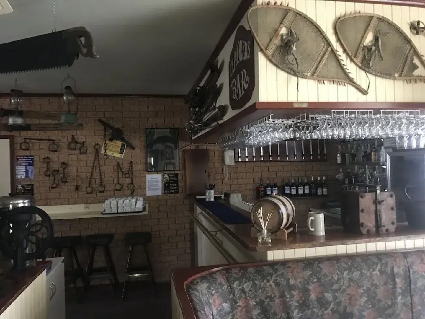 Snowy Mountains Coach and Motor Inn