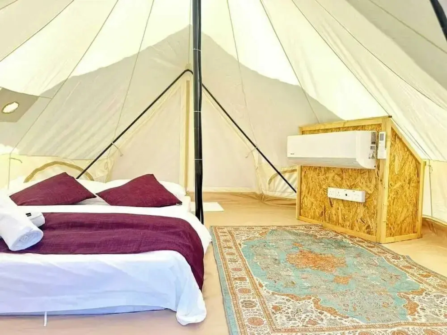 Dnamie Glamping - Lux Tent