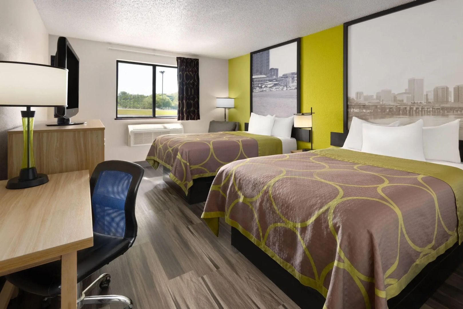 Super 8 by Wyndham South Boston VA