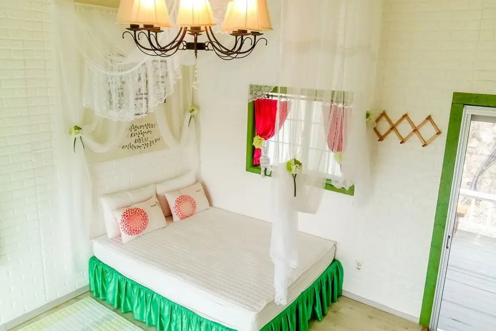 Goseong Sunshine Home Pension