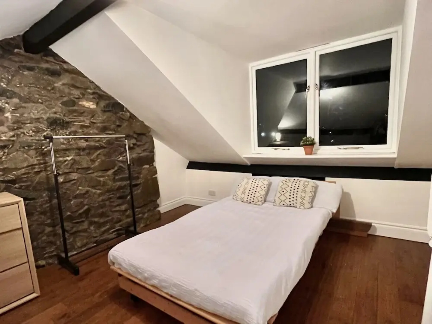 Stunning Riverside Tryweryn Terrace House