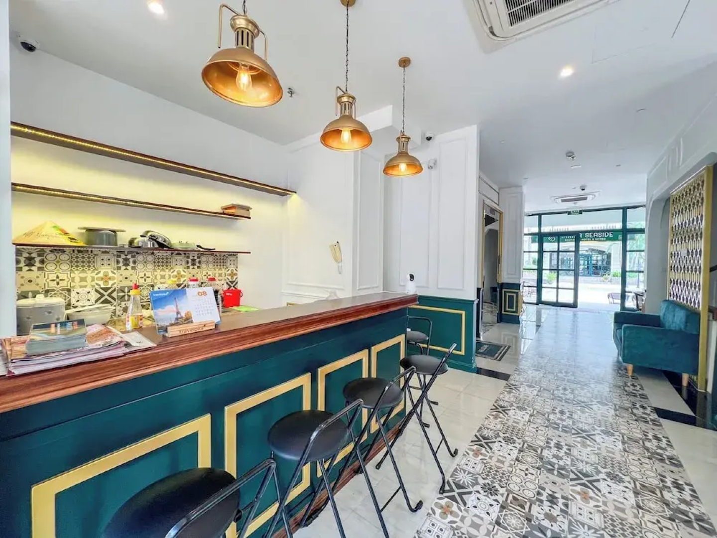 Marina Seaside Boutique Hotel