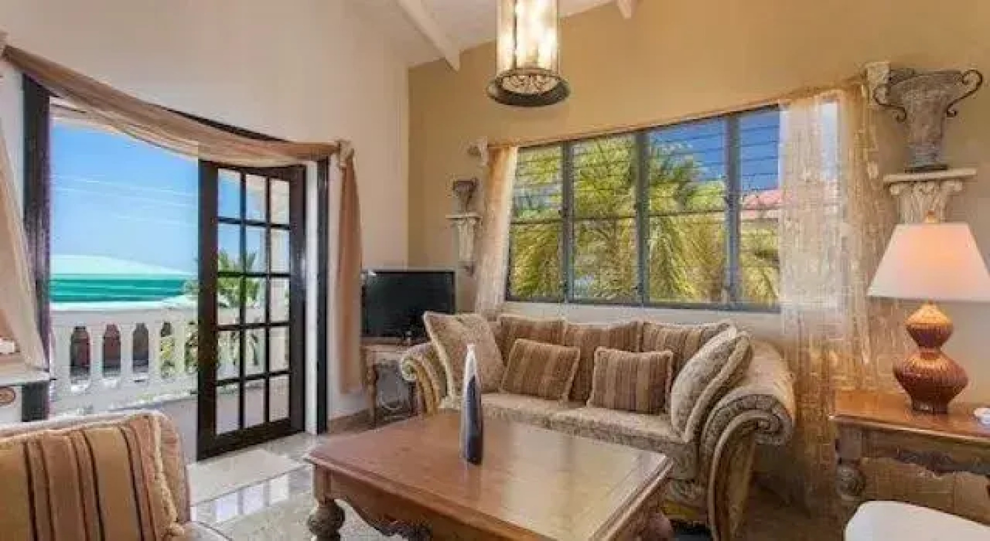 Secret's Oceanfront Vacation Villa