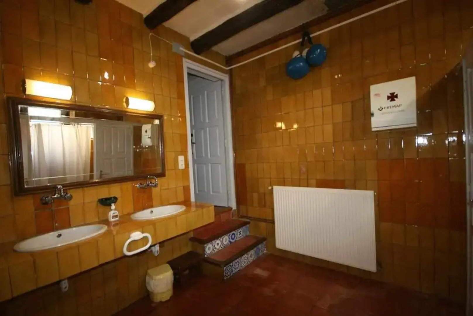 Casa rural alquiler íntegro Cal Sisco para 15 personas