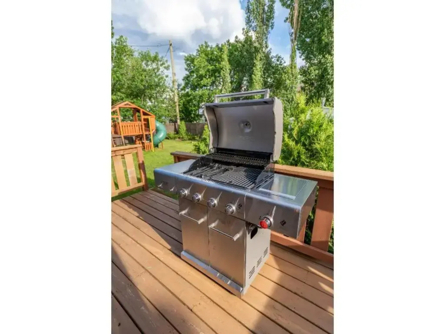 The Riverside I Patio & BBQ I Fire pit I Sleeps 17