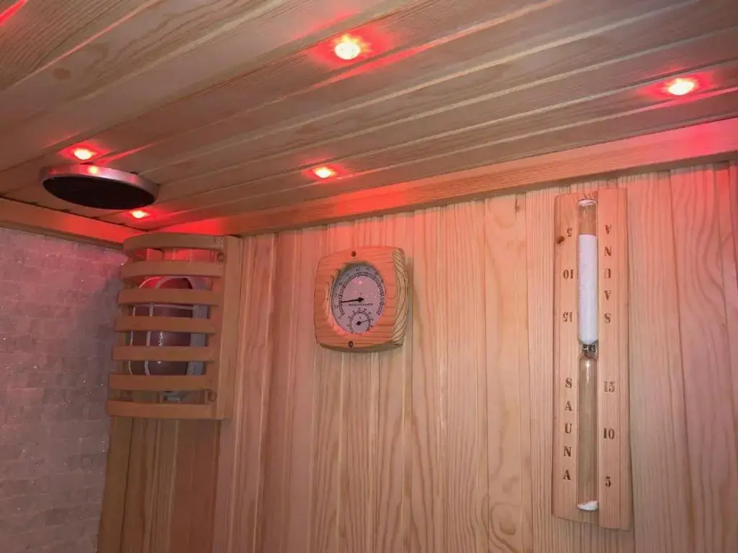 Spa & Wellness by Des Anglais " Ingresso SPA gratuito"