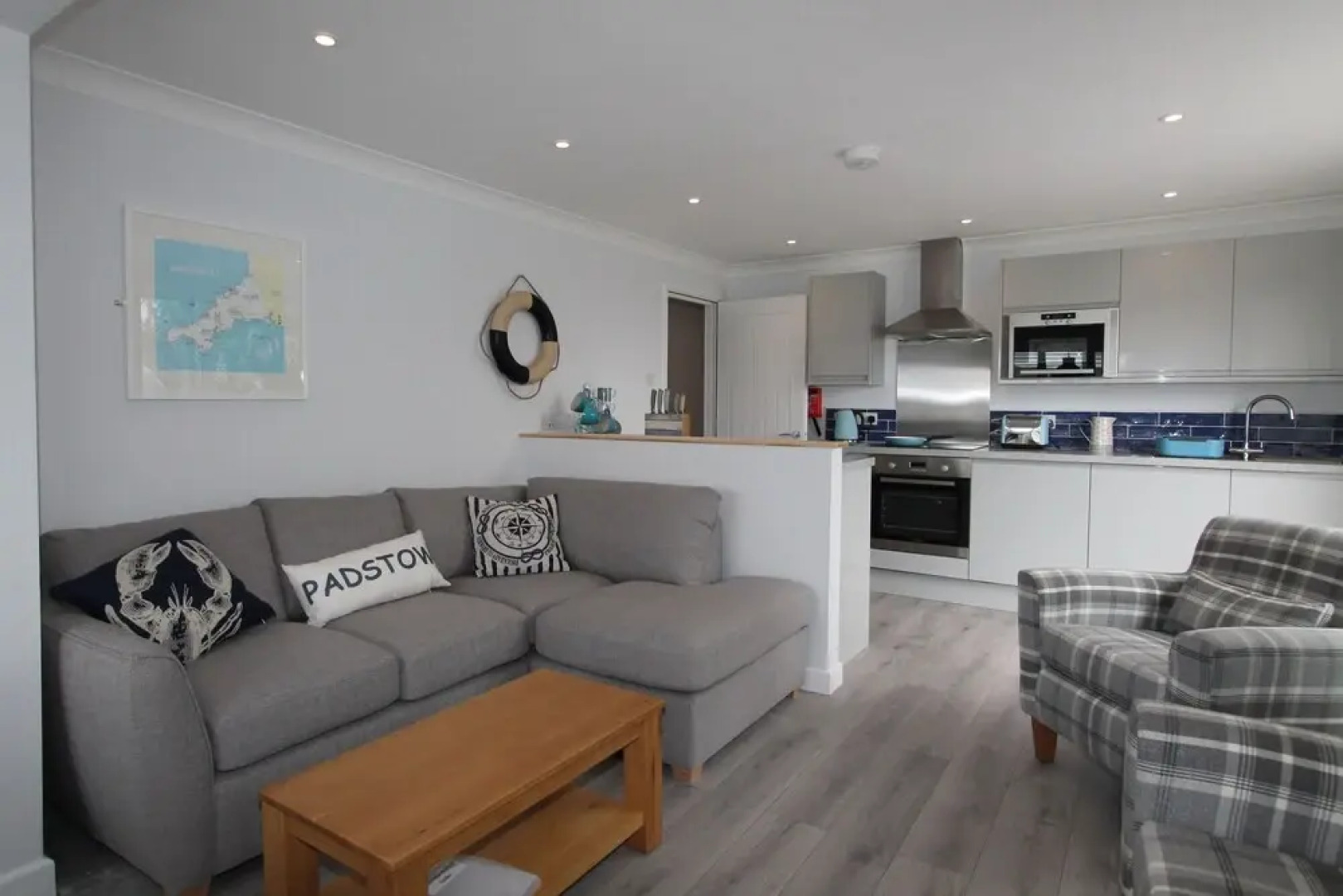 Mawgan Porth Apartments