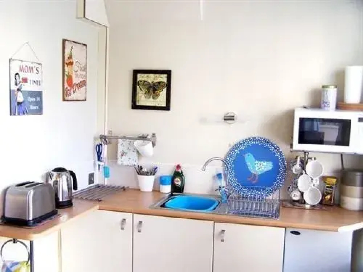 The Olde Sweet Shoppe Guest Accommodation