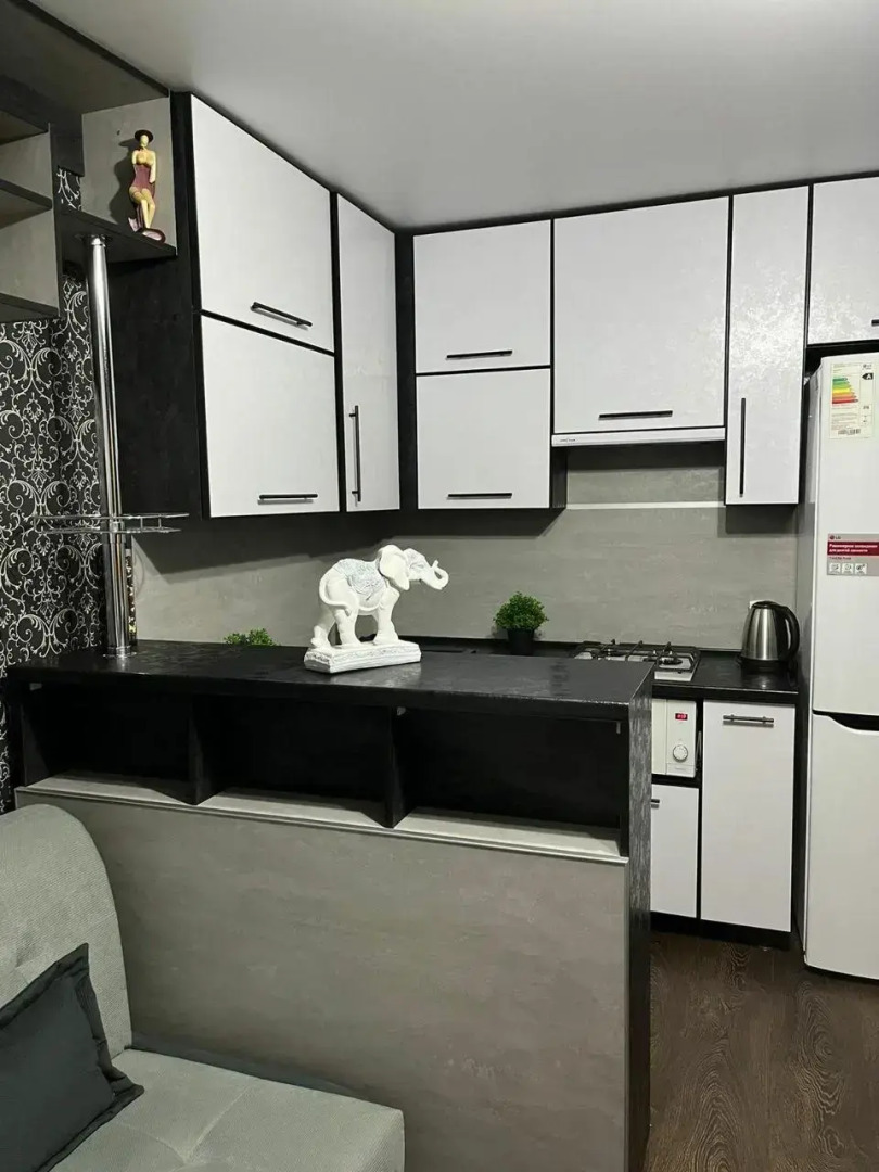 Апартаменты в 6-м микрорайоне 8