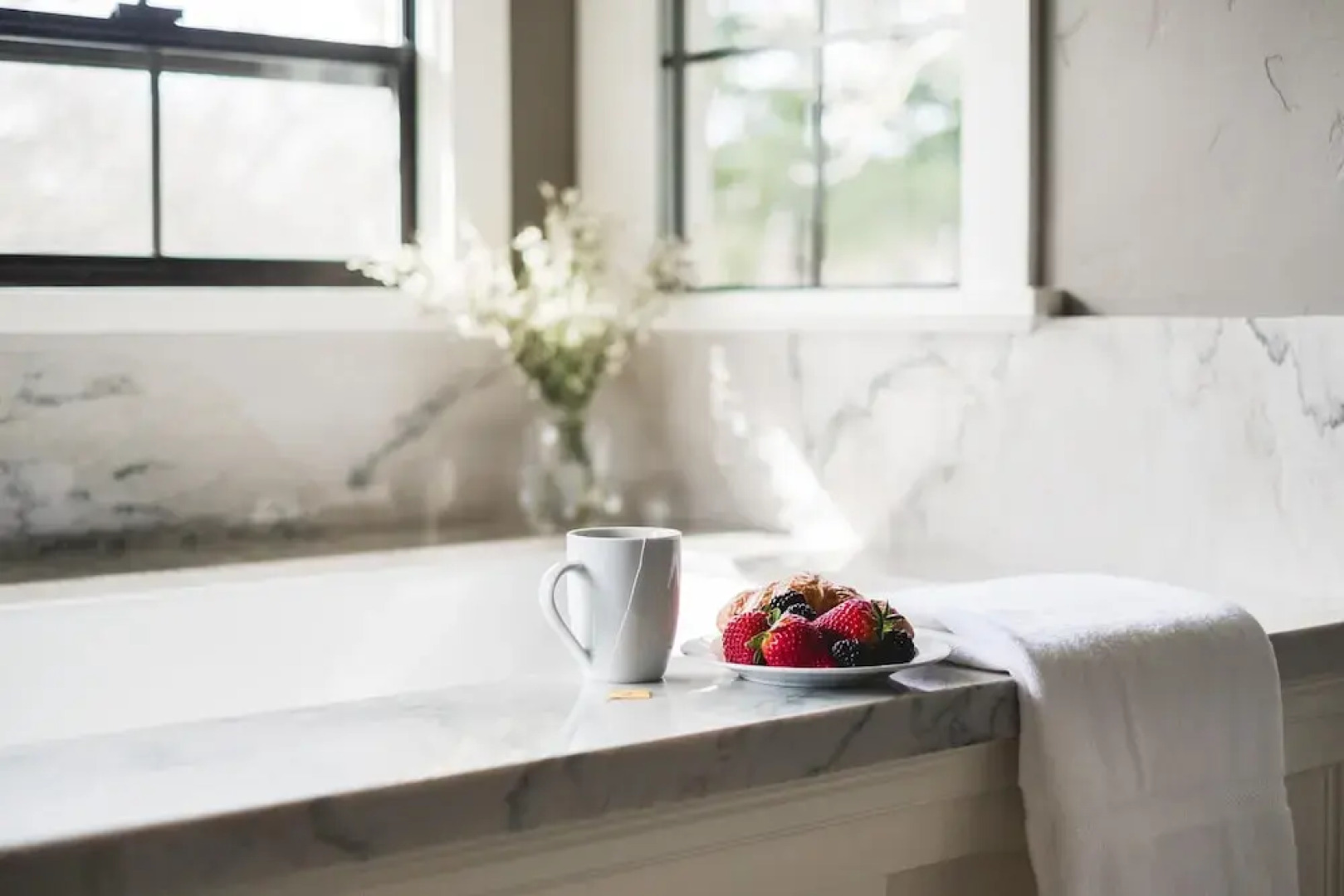 Wellington - Secluded Wine Country Estate w Gorgeous Mtn Views