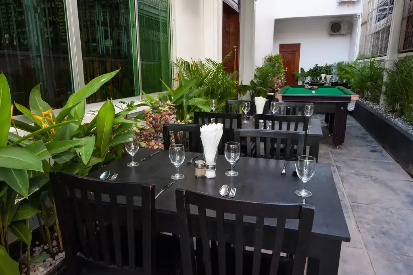 Lovely Jubbly Villa - Hostel