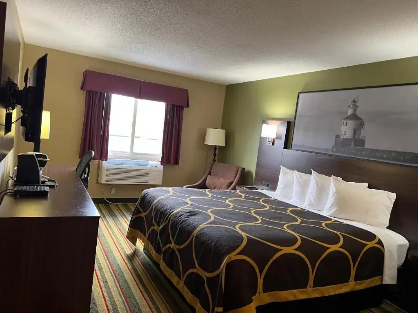 Super 8 Superior WI