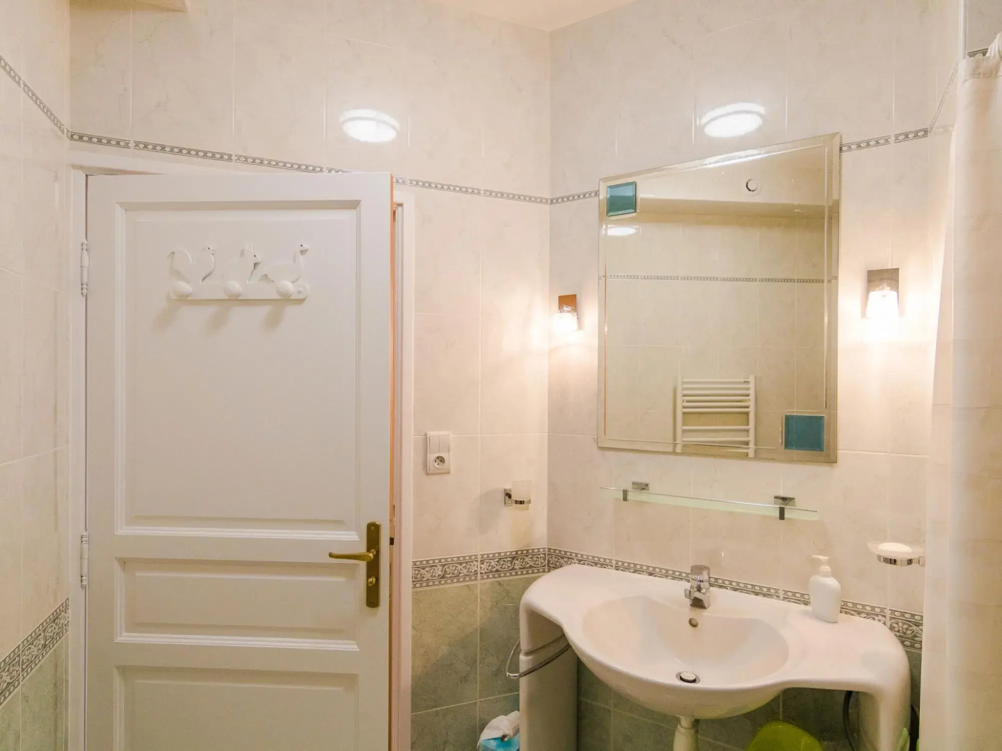 A Comfortable Way To Go Back in Time To Find Space, Tranquillity And Nature