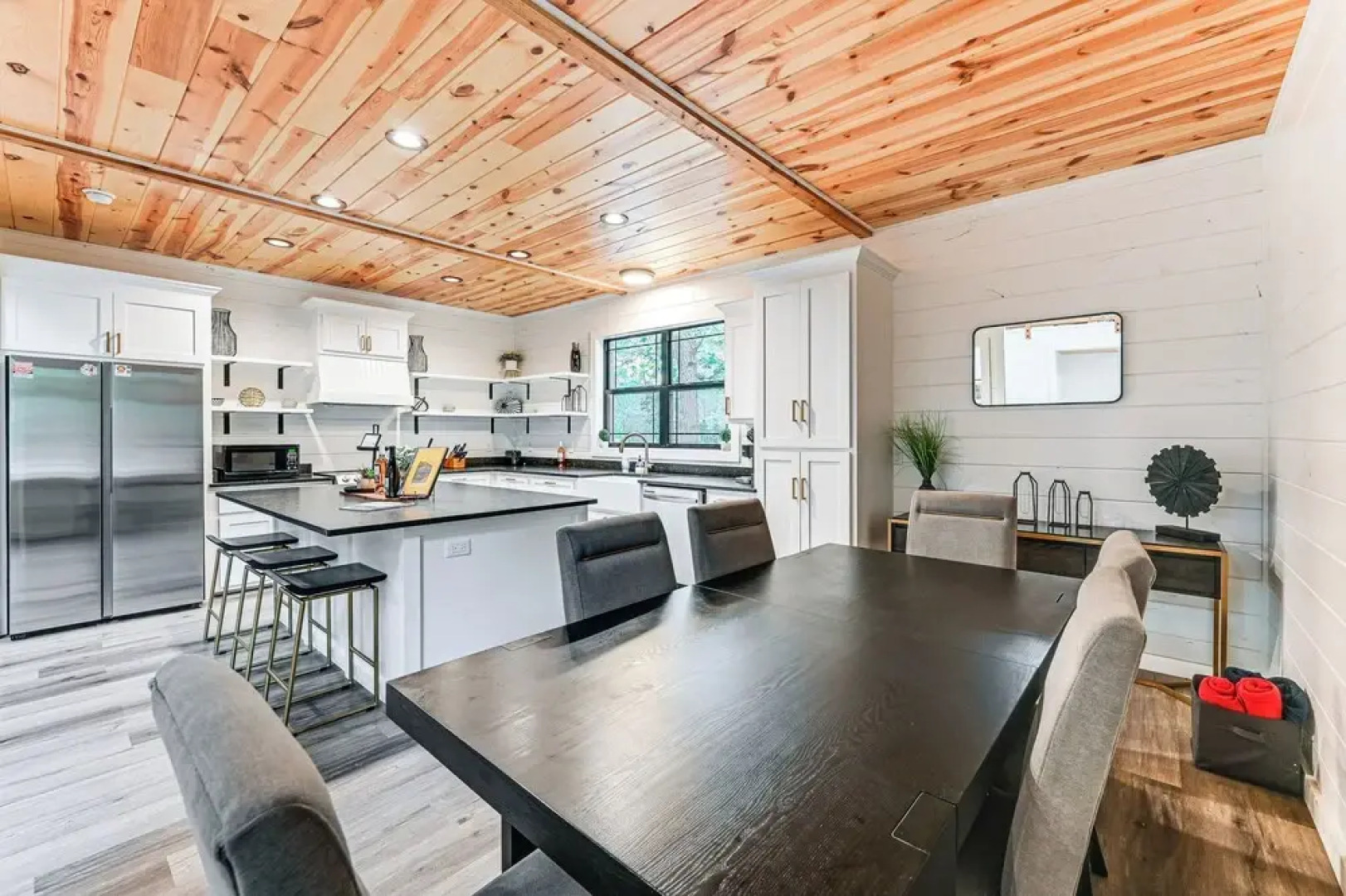 6 Mi to Broken Bow Lake: Home w/ Game Room!