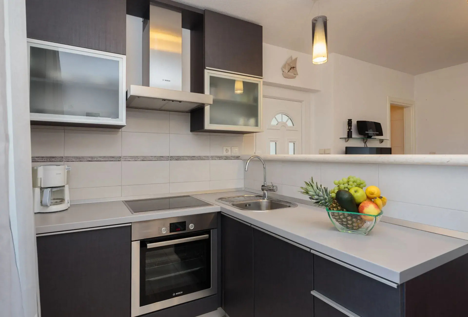 Holiday house Andre - swimming pool Nerezisca, Island Brac