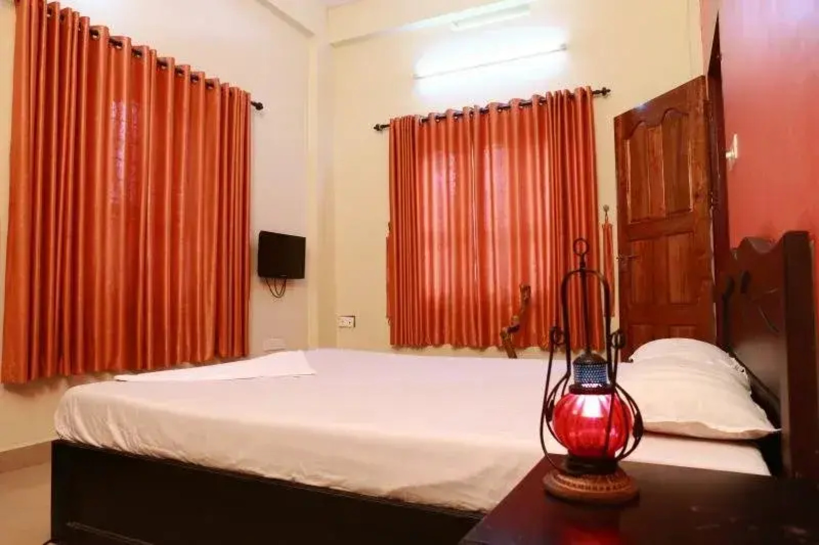 Aiswarya Spices And Dreamland