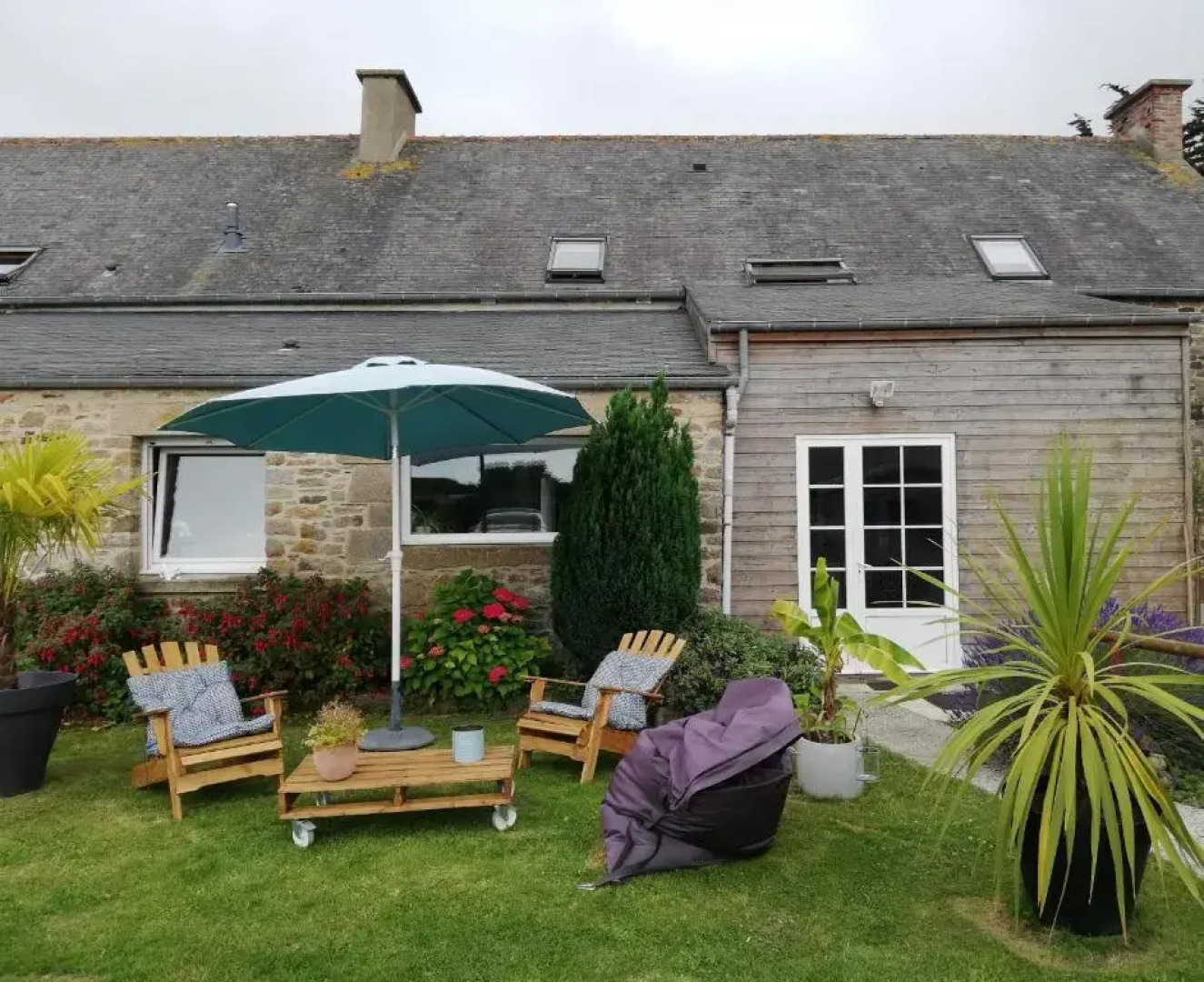 Aux Couleurs de la Baie