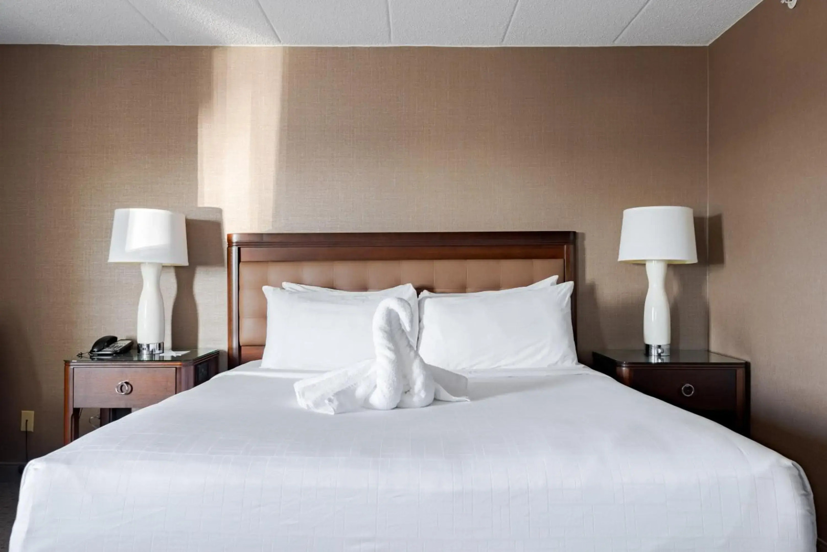 Wyndham Omaha / West Dodge