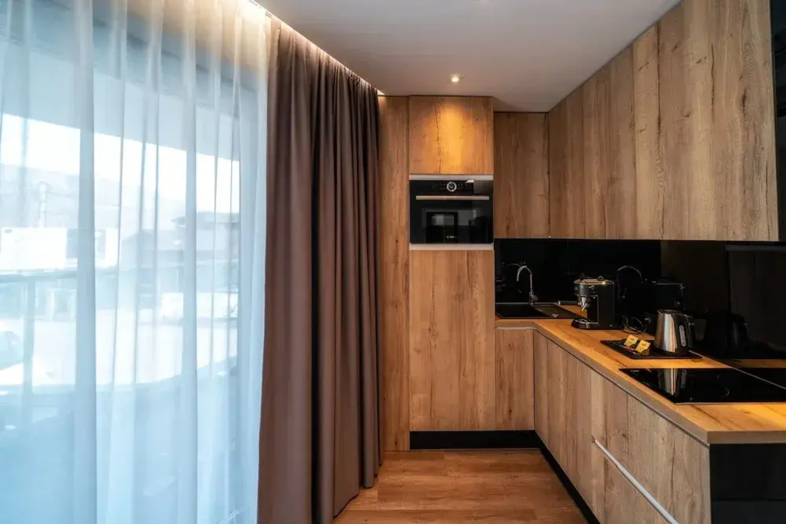 Meta Apartments