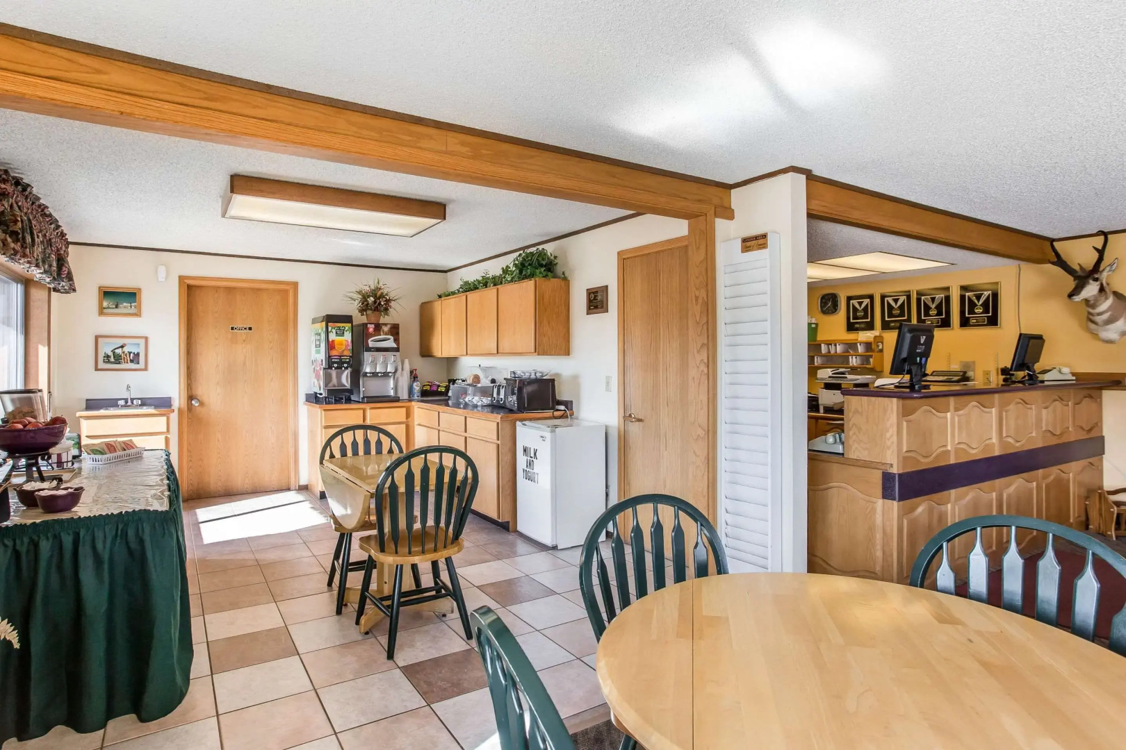 Rodeway Inn Pronghorn Lodge