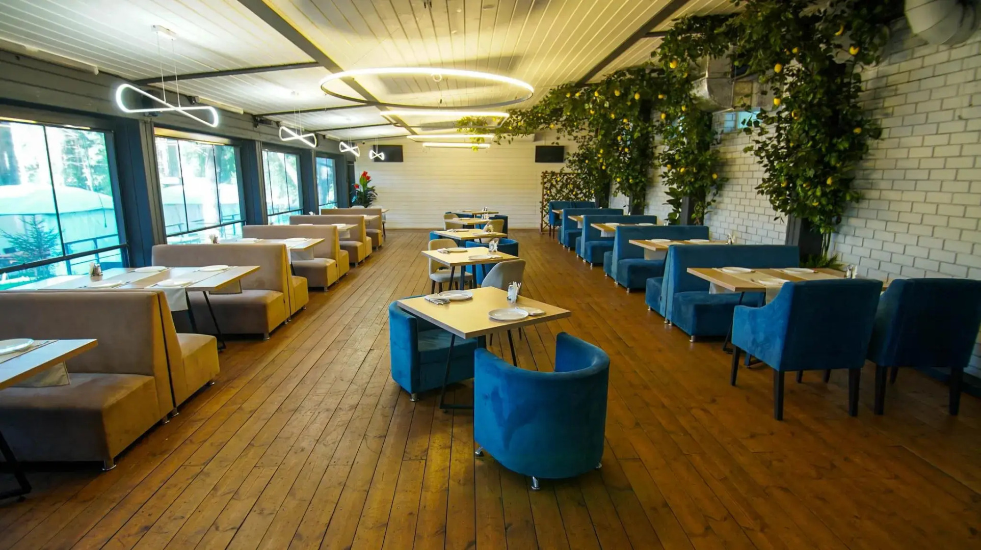 Загородный клуб Светлояр