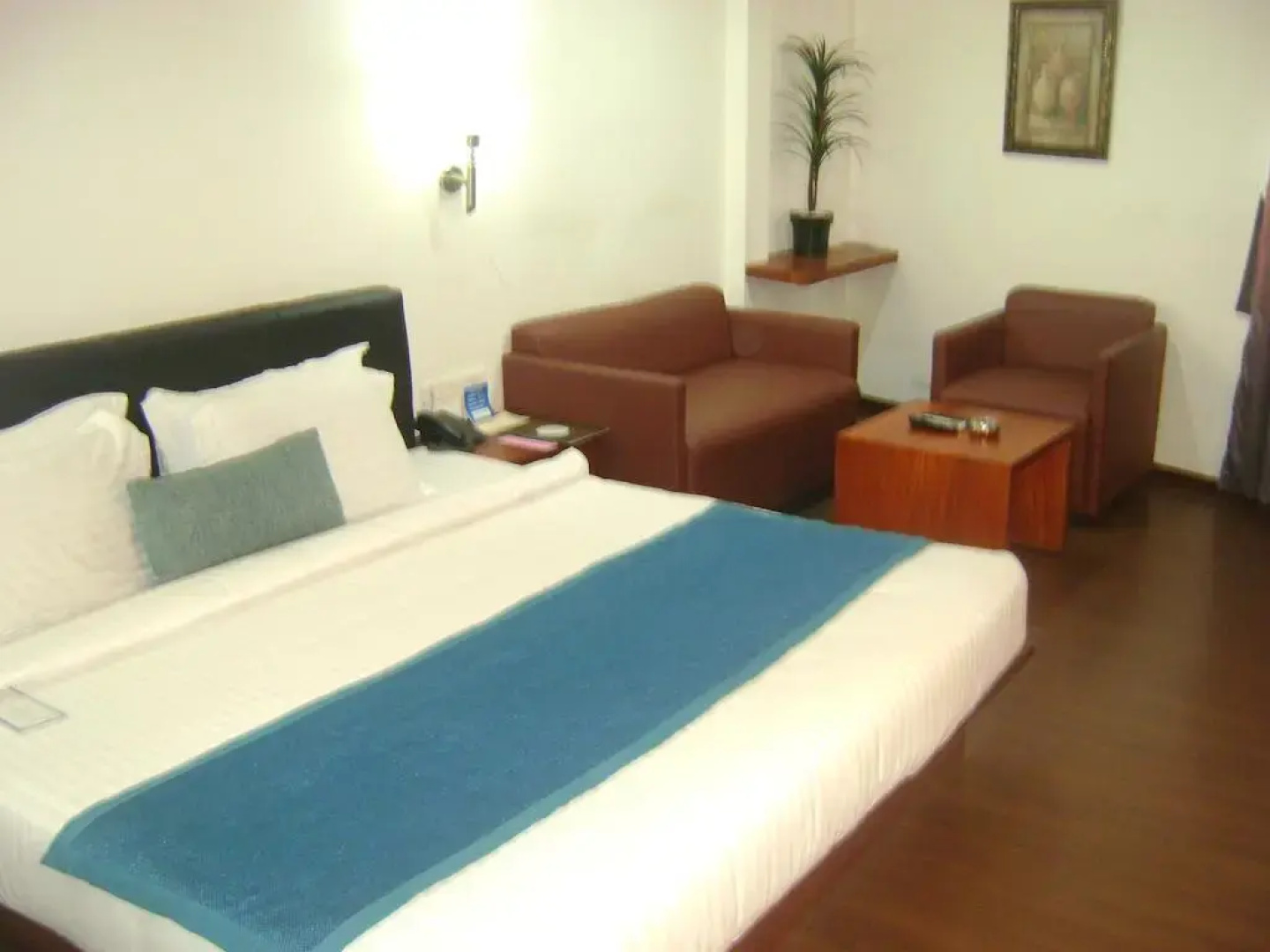 Hotel Marina Residency